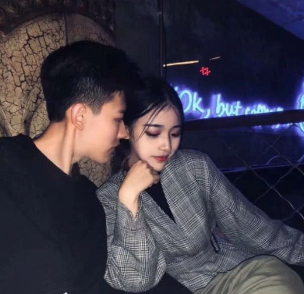 QQ情侶頭像最新版，時(shí)尚與情感的完美融合
