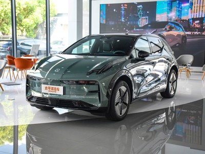 最新款汽車圖片與報(bào)價(jià)，未來駕駛體驗(yàn)引領(lǐng)者